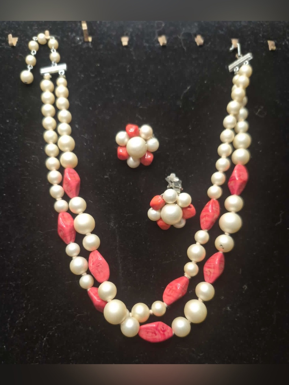 Vintage Pearl Costume Jewelry Set Faux Pearls & Coral Beads Earrings & Necklace